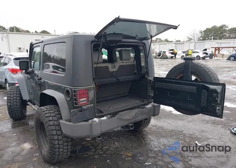 2010 Jeep Wrangler Sport из США, поврежденный, VIN 1J4AA2D19AL209084